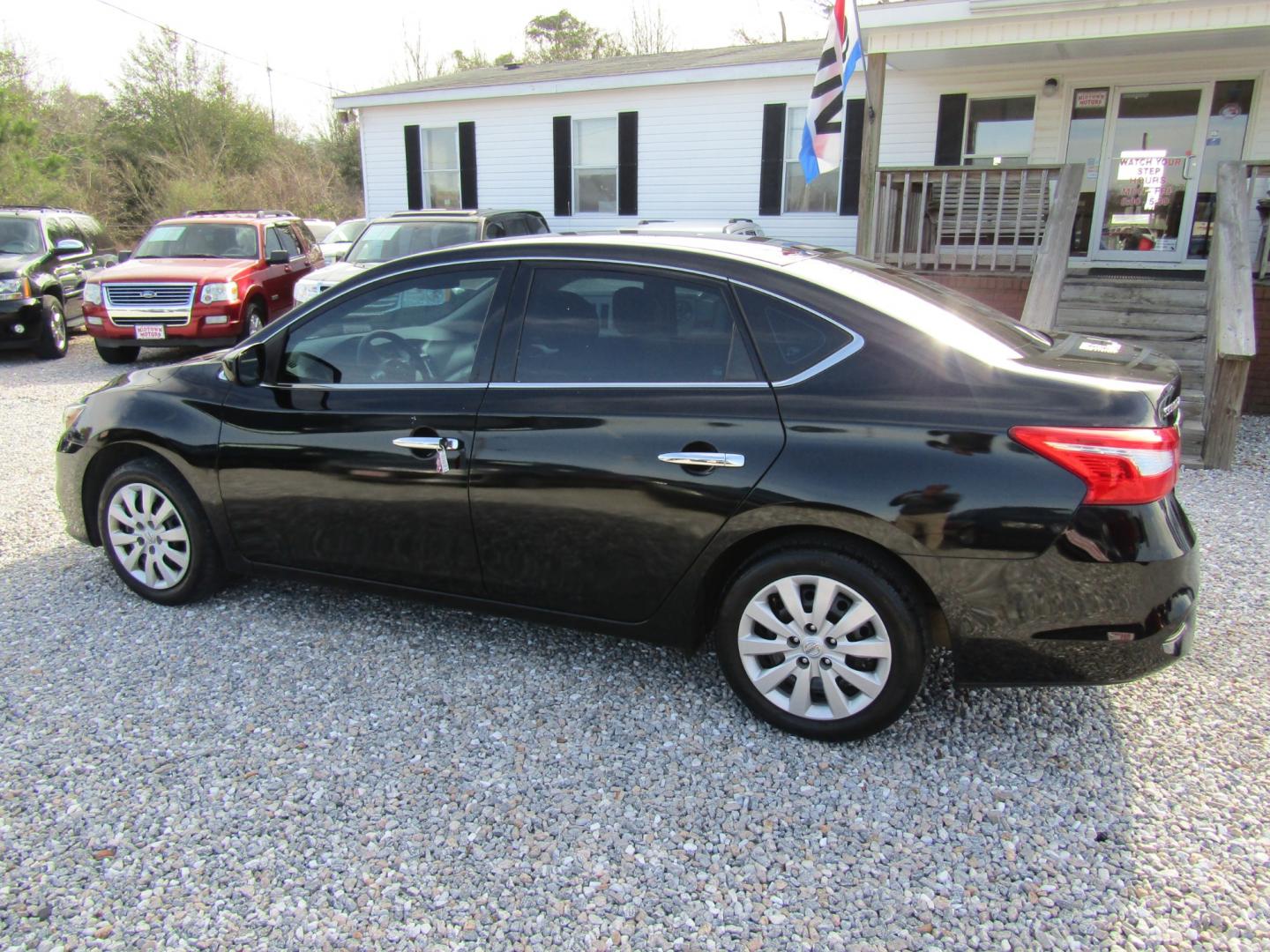 2019 Black /Gray Nissan Sentra S CVT (3N1AB7AP3KY) with an 1.8L L4 SFI DOHC 16V engine, Automatic transmission, located at 15016 S Hwy 231, Midland City, AL, 36350, (334) 983-3001, 31.306210, -85.495277 - Photo#5